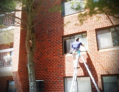 apartment and condo building window cleaner